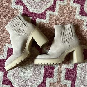 Dolce Vita Beige , Caster H2O Booties